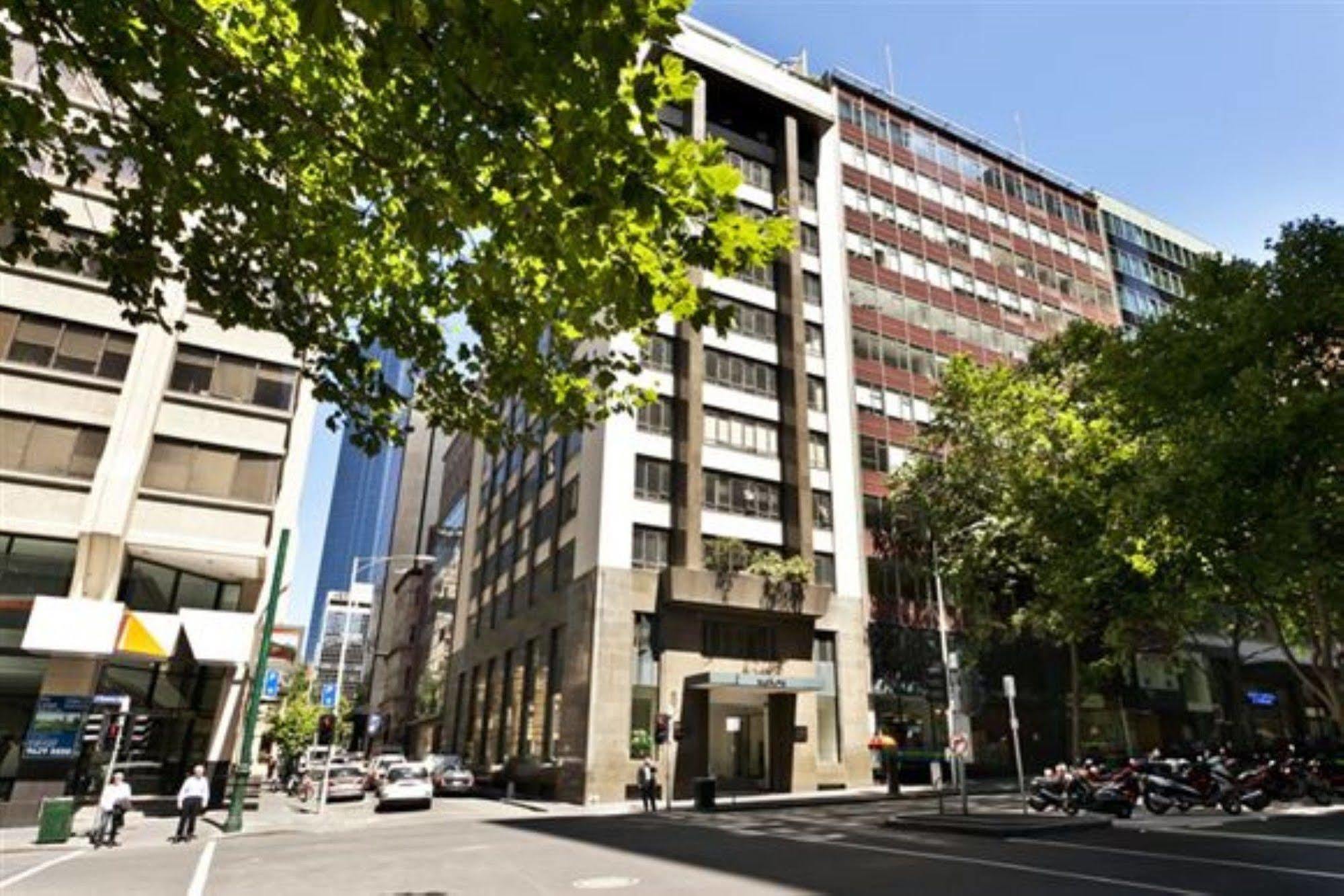 Plum Serviced Apartments Collins Street Melbourne Bagian luar foto